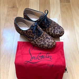 Leopard Oxford